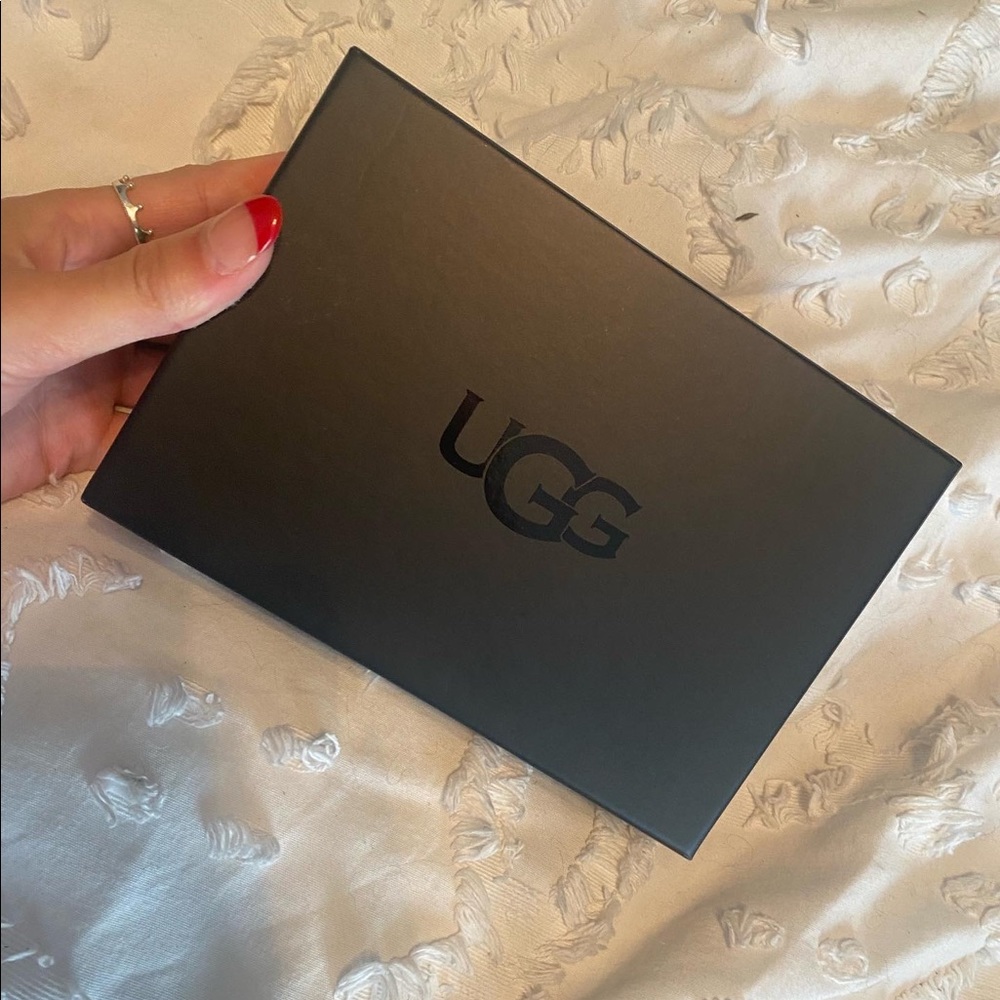 Ugg Sherpa wallet